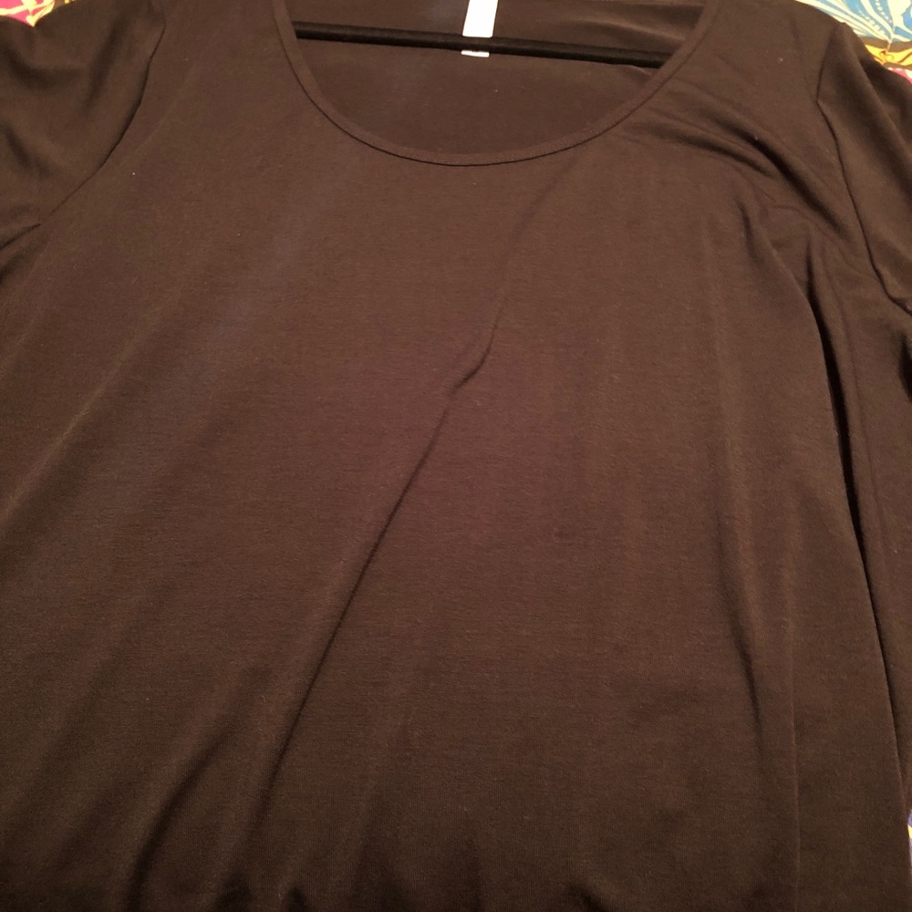 NWT solid black 3x classic t (Lularoe)